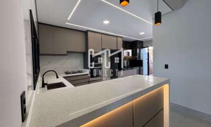 Casa em Indaiatuba, Condomínio Gran Reserve com 3 suítes - 140 m²