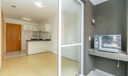 Apartamento 1 dormitório alugar, 48 m² por R$ 2.200 + taxas Centro - Curitiba