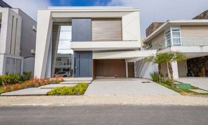 Casa com 4 suítes à venda, 290 m² por R$ 3.680.000 - São Braz - Curitiba/PR