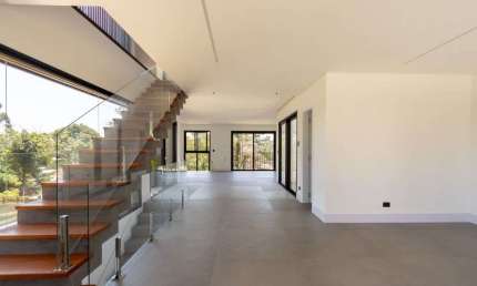 Casa NOVA, alto padrão - com 3 suítes à venda, 327 m² por R$ 2.500.000 - Santa Cândida - Curitiba/PR