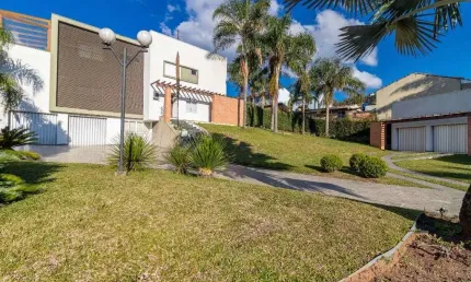 Casa com 4 quartos (2 suítes), à venda, 450 m² por R$ 4.600.000 - Uberaba - Curitiba/PR