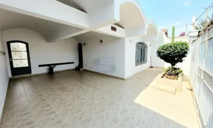 Casa à venda, Centro, ideal para montar um negócio em  Indaiatuba, SP
