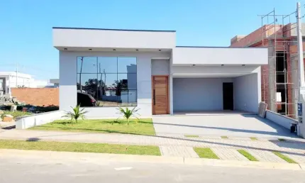 Casa à venda, Moderna e nova, com três dormitórios em excelente localização , lazer completo nas  C
