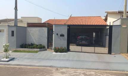 Linda e moderna Casa à venda, com piscina e area gourmet no Jardim Europa, Indaiatuba, SP