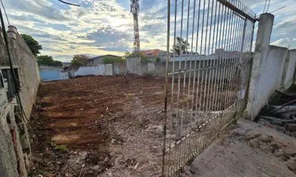 Terreno à venda na Rua Hans João Rogalsky, Xaxim, Curitiba