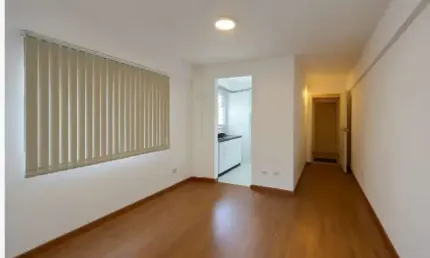 Apartamento para Venda em Curitiba, Portão, 1 dormitório, 1 banheiro, 1 vaga