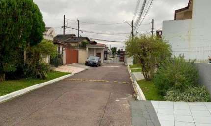 Casa em Condomínio para Venda em Curitiba, Xaxim, 3 dormitórios, 1 suíte, 2 banheiros, 2 vagas