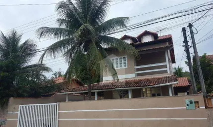 Casa à venda, 222 m² por R$ 650.000,00 - Ponta Grossa - Maricá/RJ