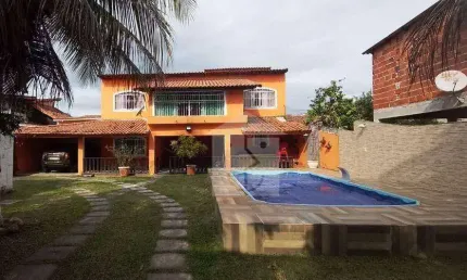 Casa com 3 dormitórios à venda, 280 m² por R$ 650.000,00 - Mumbuca - Maricá/RJ