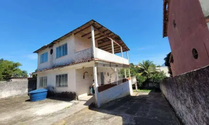 Casa com 4 dormitórios à venda, 250 m² por R$ 570.000,00 - Araçatiba - Maricá/RJ