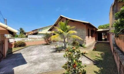 Casa com 5 dormitórios à venda, 231 m² por R$ 1.250.000,00 - Cordeirinho - Maricá/RJ