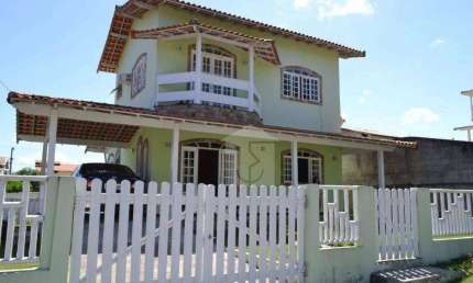 Casa com 3 dormitórios à venda, 240 m² por R$ 590.000 - Flamengo- Maricá/RJ
