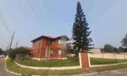 Casa com 3 dormitórios à venda, 147 m² por R$ 750.000,00 - Centro - Maricá/RJ