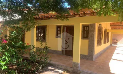 Casa com 2 dormitórios à venda, 170 m² por R$ 400.000,00 - Itapeba - Maricá/RJ