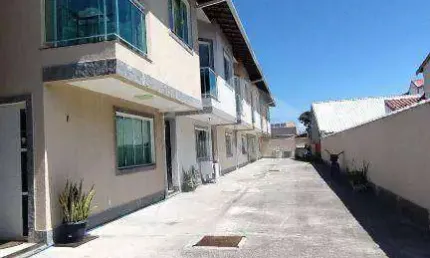 Casa com 2 dormitórios à venda, 86 m² por R$ 285.000,00 - Cordeirinho - Maricá/RJ