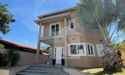 Casa com 4 dormitórios à venda, 460 m² por R$ 1.350.000,00 - Ponta Grossa - Maricá/RJ