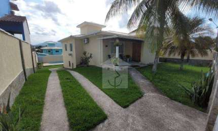 Casa com 5 dormitórios à venda, 250 m² por R$ 830.000 - Flamengo - Maricá/RJ
