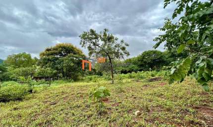 LOTE DE 4.300 M²  Á VENDA NA REGIÃO DE MOCAMBEIRO - MATOZINHOS