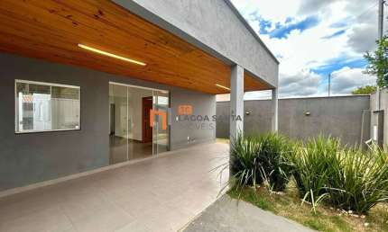 CASA DE TRÊS QUARTOS NO BAIRRO VILA MARIA LAGOA SANTA