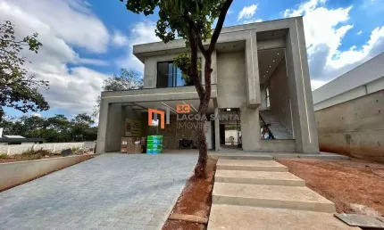 CASA DE QUATRO QUARTOS NO CONDOMÍNIO MARIPOSAS EM LAGOA SANTA