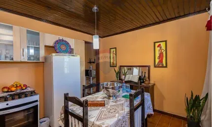 Casa térrea à venda com 2 dormitórios e 156m² por R$ 305.000,00 no CIC – Curitiba/PR Oportunidade para investir ou morar!