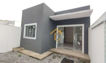 Casa com 2 dormitórios à venda, 58 m² por R$ 210.000 - Maria Turri - Rio das Ostras/RJ