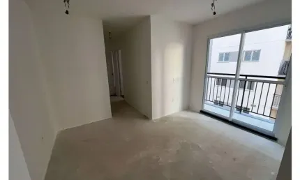 Pronto para Morar em Irajá - Excelente 2 Quartos com Varanda.