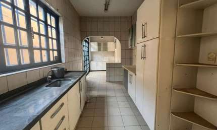 Casa para Venda em Cuiabá, bairro Boa Esperança, 3 dormitórios, 2 suítes, 5 banheiros, 2 vagas