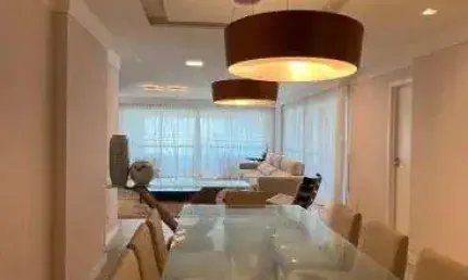 Imóvel para venda possui 250m com 4 Suites, andar alto, torre unica em Ponta do Farol