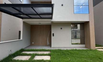 Casa de Condominio com 4 qts, pronta para morar, jardim eldorado a 200m da Rei de França Turu