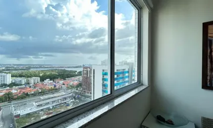 Lindo Apartamento no vivendas ponta do farol está com 2 qts, Andar alto.