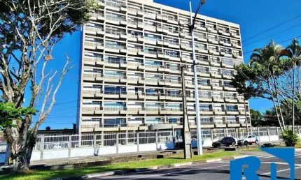 Apartamento a venda , prédio frente mar em Caraguatatuba