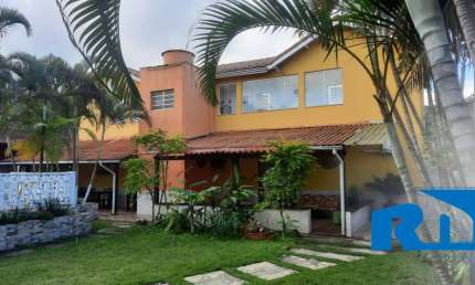 Pousada à Venda no Bairro Massaguaçu  Próxima à Praia da Cocanha