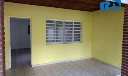 Casa à Venda ou Locação no Jardim Primavera – Caraguatatuba