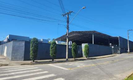 Ótimo terreno comercial a venda com 1872 m2 com galpão no bairro Glória - Joinville - SC