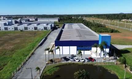 Barracão / Galpão / Depósito com 6 salas para alugar no Porto Grande, Araquari 