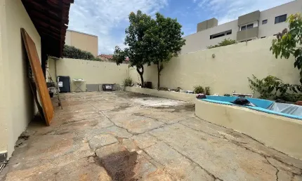 Casa com 3 quartos à venda no Umuarama, Uberlândia 