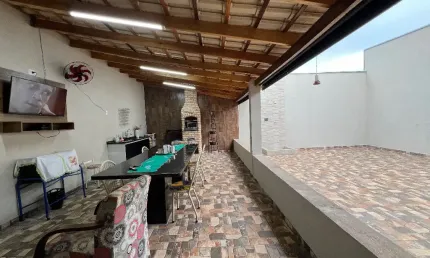 Casa com 2 quartos à venda no Planalto, Uberlândia 