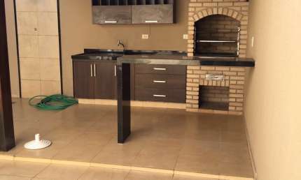 Casa com 3 quartos à venda no Brasil, Uberlândia 