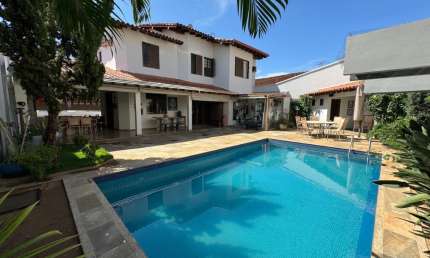 Casa com 4 quartos à venda no Vigilato Pereira, Uberlândia 