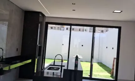 Casa com 3 quartos à venda no Grand Ville, Uberlândia 