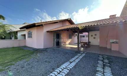 Casa com 2 quartos à venda na Rua Golfinho, 268, Zé Amândio, Bombinhas