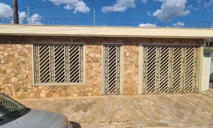 Casa com 2 quartos à venda na Rua Francisco Marigo, 1147, Jardim Cruzeiro do Sul, São Carlos, 251 m2 por R$ 650.000