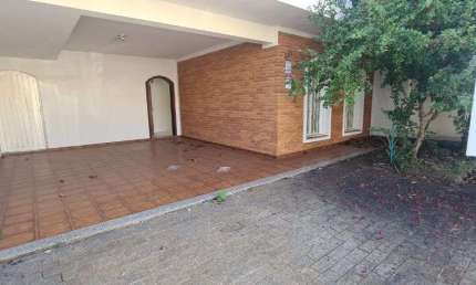 Casa com 4 quartos à venda na Rua Tiradentes, 845, Jardim Macarengo, São Carlos, 258 m2 por R$ 960.000