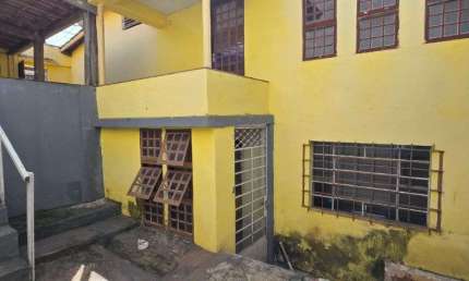 Casa com 2 quartos para alugar na Rua Geminiano Costa, 1414, Jardim São Carlos, São Carlos