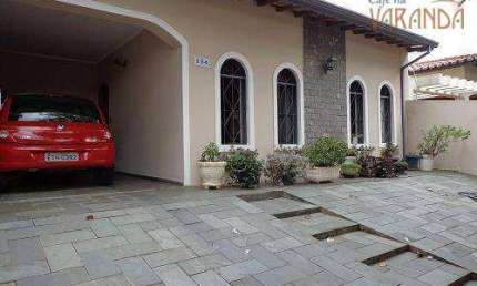 Casa com 3 dormitórios à venda, 199 m² por R$ 700.000,00 - Vila Coqueiro - Valinhos/SP