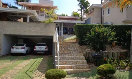 Casa com 3 dormitórios à venda, 260 m² por R$ 1.600.000,00 - Condomínio Millenium - Valinhos/SP