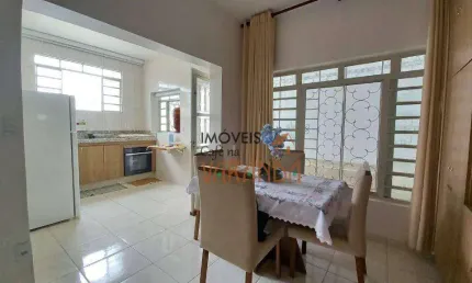 Casa com 3 dormitórios à venda, 124 m² por R$ 750.000,00 - Jardim Santana - Valinhos/SP