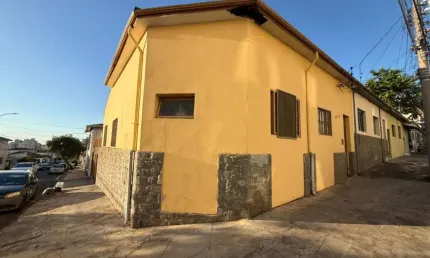 Casa com 3 quartos à venda na Cidade Alta, Piracicaba 
