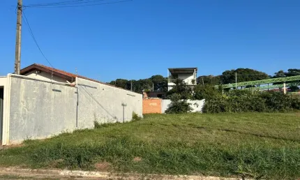 Terreno à venda no Centro, Saltinho 